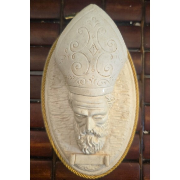 Saint Paulinus of Nola Vintage Chalkware Wall Sculpture 7"x4.25" - Picture 2 of 5
